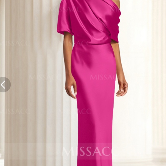 Fuchsia Draped Shoulder Gown - Picture 5 of 10